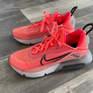Nike Airmax 2090 Womens Size 6 Lava Glow LIKE NEW